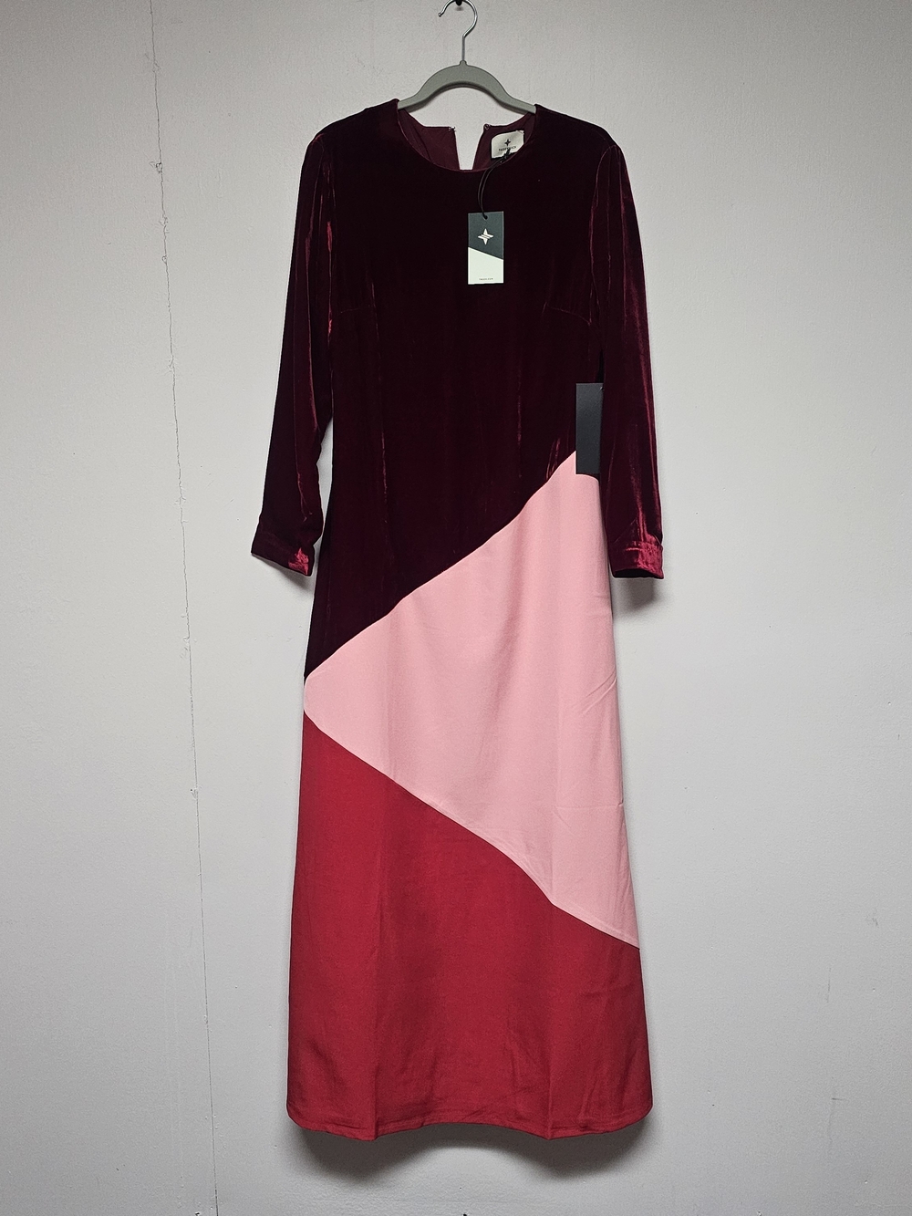 NWT Tuckernuck Silk Velvet Holiday Winter Maxi Dress Size Medium Wedding Event